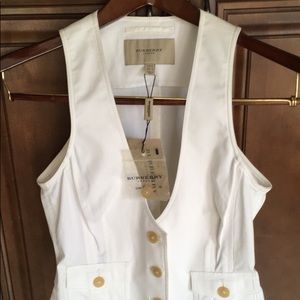 NWT Classy Pristine White Burberry Vest size 4US